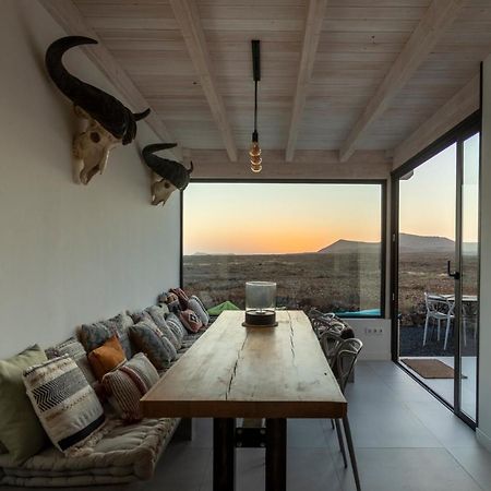 Villa Calderon Hondo. Top Design , Views And Pool Lajares-코라레호 외부 사진