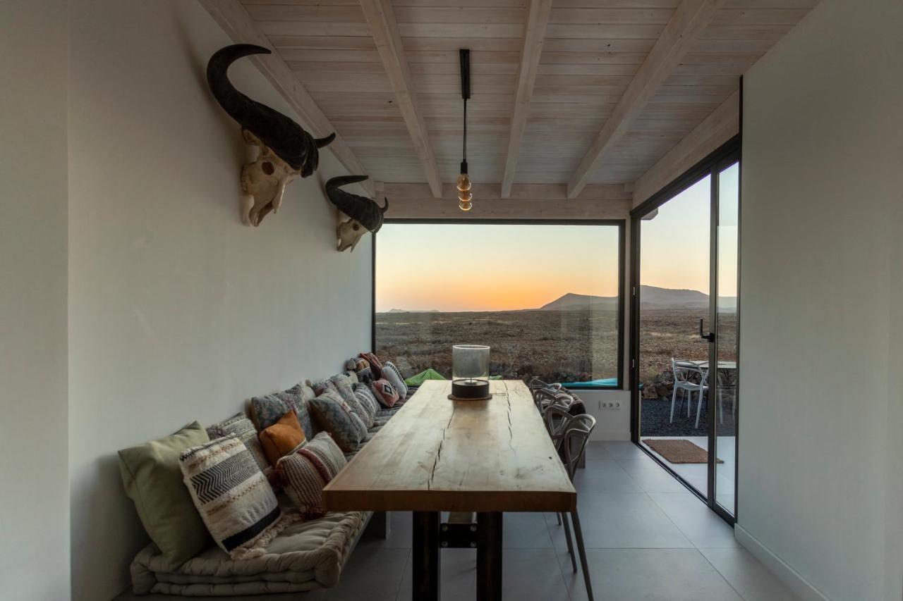 Villa Calderon Hondo. Top Design , Views And Pool Lajares-코라레호 외부 사진