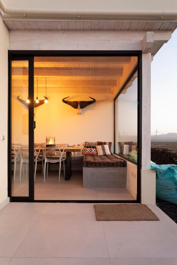 Villa Calderon Hondo. Top Design , Views And Pool Lajares-코라레호 외부 사진