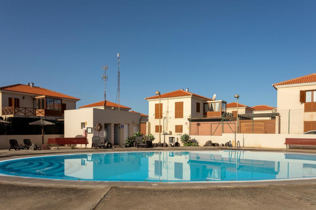 Villa Calderon Hondo. Top Design , Views And Pool Lajares-코라레호 외부 사진